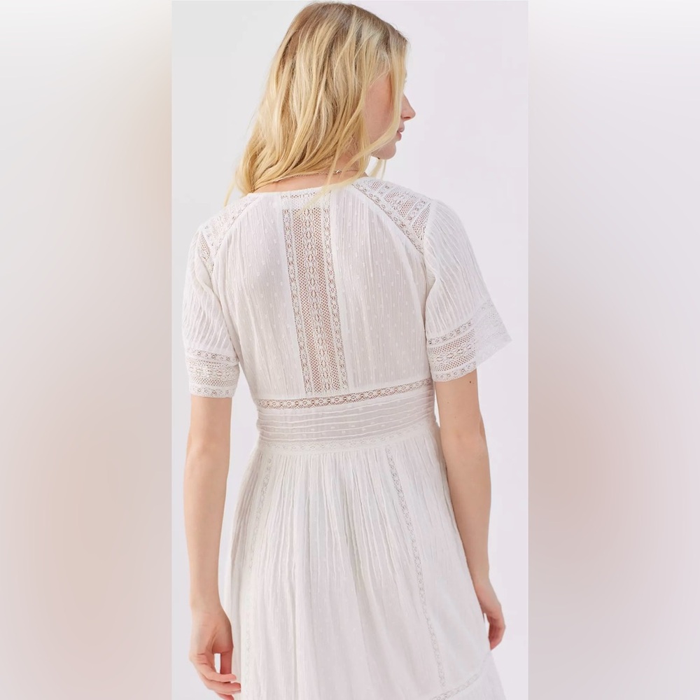 ASTR the Label Honeymoon Lace Midi Dress White Size S Pin-tuck Lace Cotton NWT - Picture 3 of 16